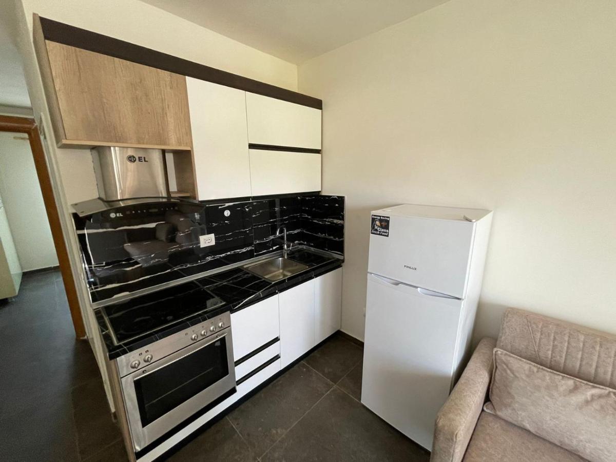 Guest Rooms Arbri Vlore Bagian luar foto